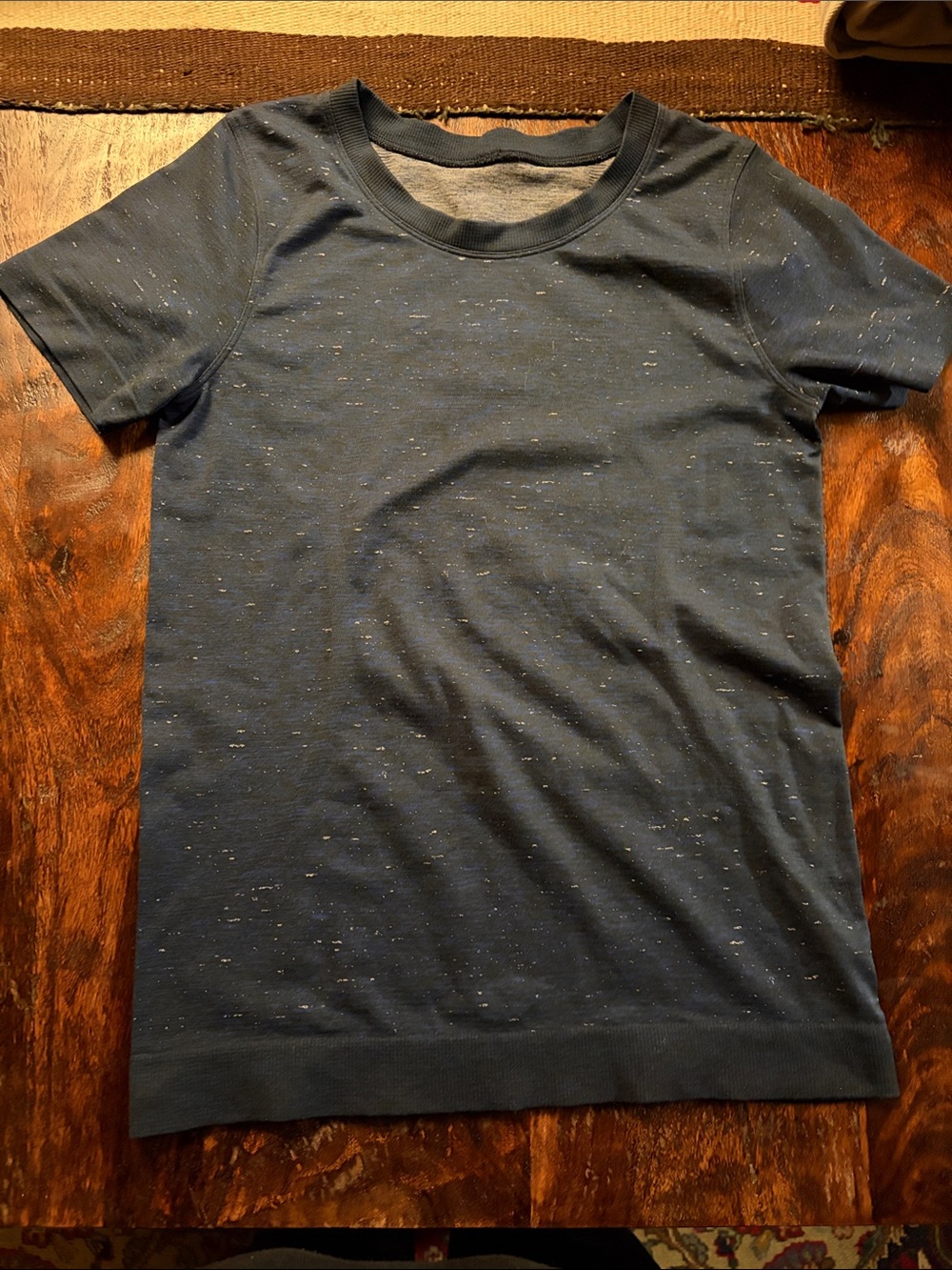 Lululemon spandex tee
